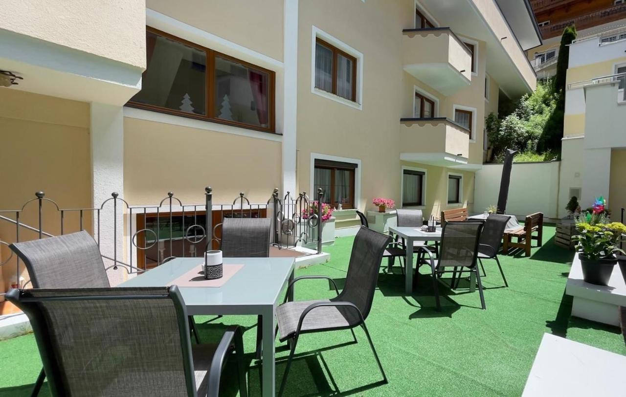 אישגל Hotel Garni Chasa Sulai מראה חיצוני תמונה